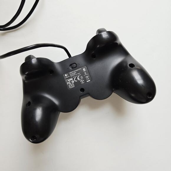 Logitech Gamepad F310 Wired USB Controller PC Windows Blue Joystick Tested Works - Picture 8 of 11